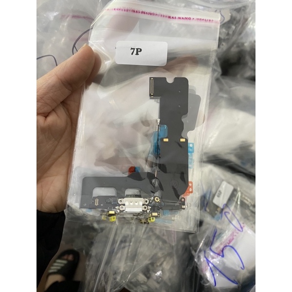 cụm bo, chân sạc ip 5/5s/6/6s/6p/6sp/7/7p/8/8p/ x/xsm/11 zin bóc máy