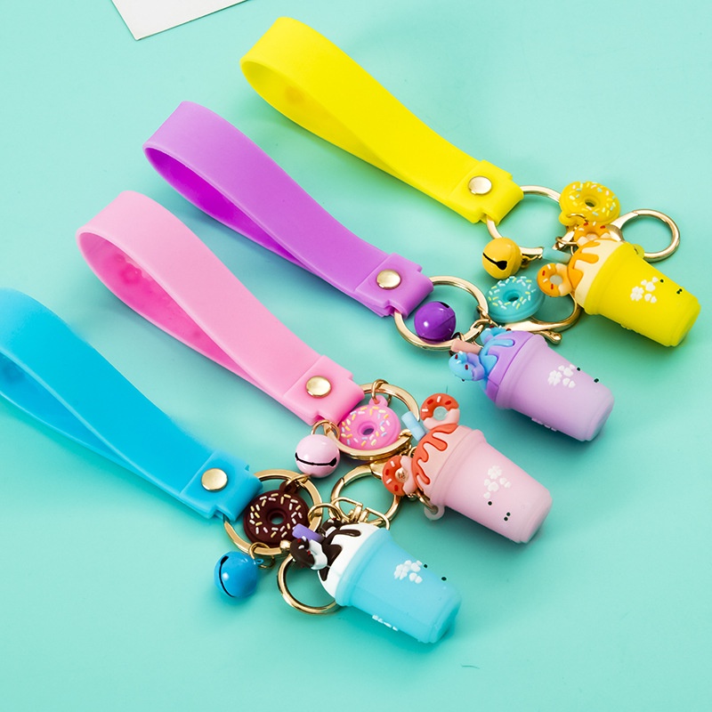 Móc khoá cute mô hình trà sữa 3D có chuông bằng kim loại giá rẻ quà lưu niệm Gôn đồ chơi