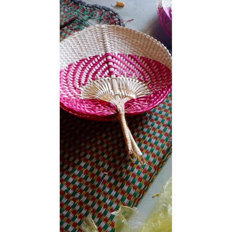 Quạt lá đề bàng nan tre