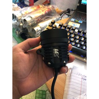 ĐÈN TRỢ SÁNG L4X