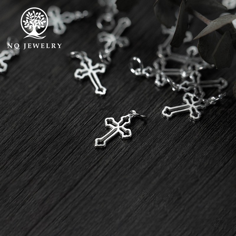 Mặt dây chuyền bạc chữ thập mặt - NQ Jewelry