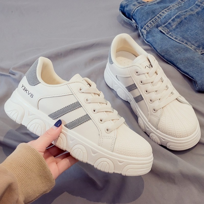 Giày nữ sneaker DVT phiên bản thể thao, chất liệu cao cấp, độn đế, phong cách hàn quốc, tặng kèm tất