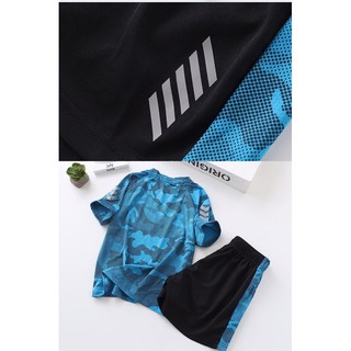 Set bộ thể thao bé trai.