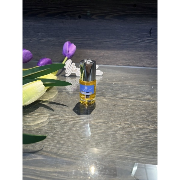 DẦU THÁO MÓNG UP