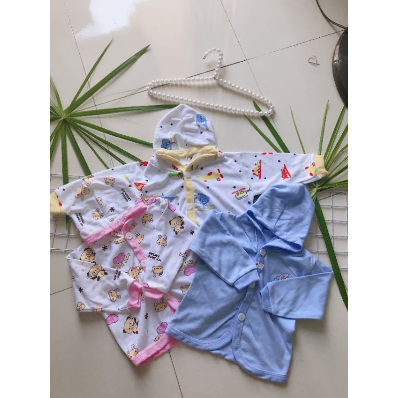 Áo khoác có mũ cho bé 2,5-8 kg