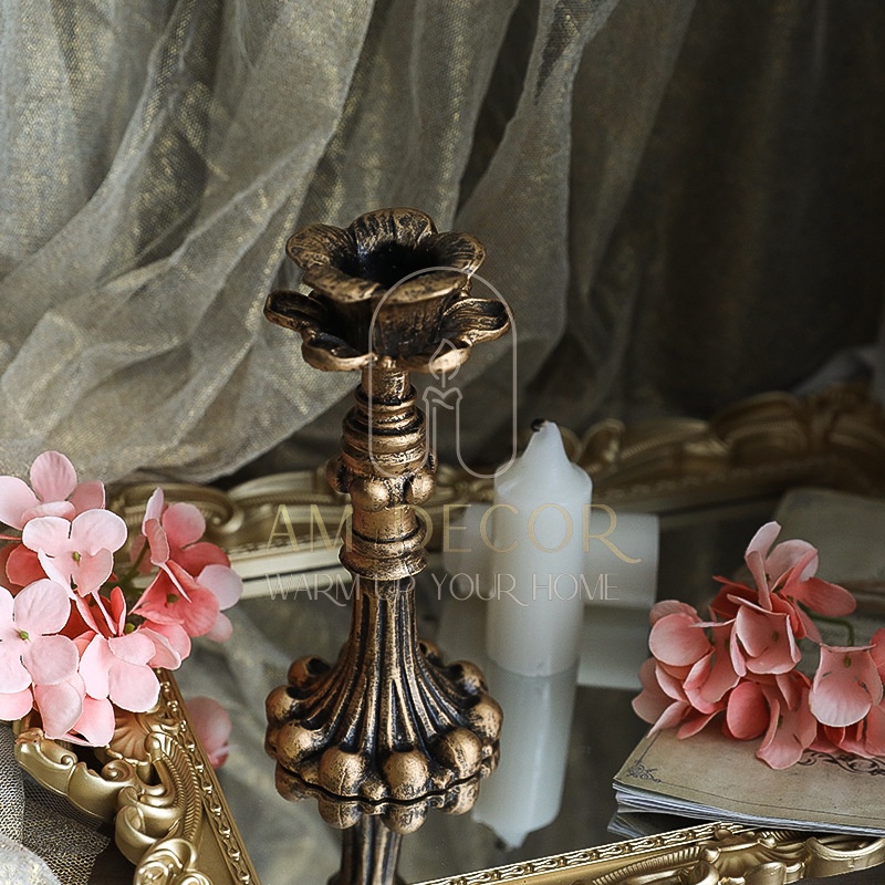 Đế giữ nến, chân nến màu vàng đồng giả cổ decor trang trí phòng khách, phòng ngủ sang trọng - AM Decor