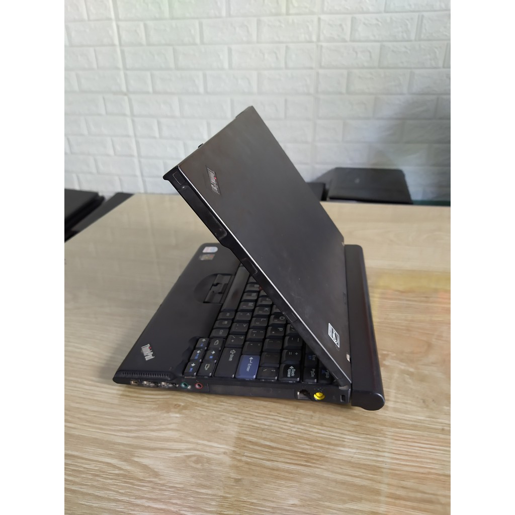 Laptop cũ Lenovo Thinkpad X61s - nhỏ gọn, siêu bền
