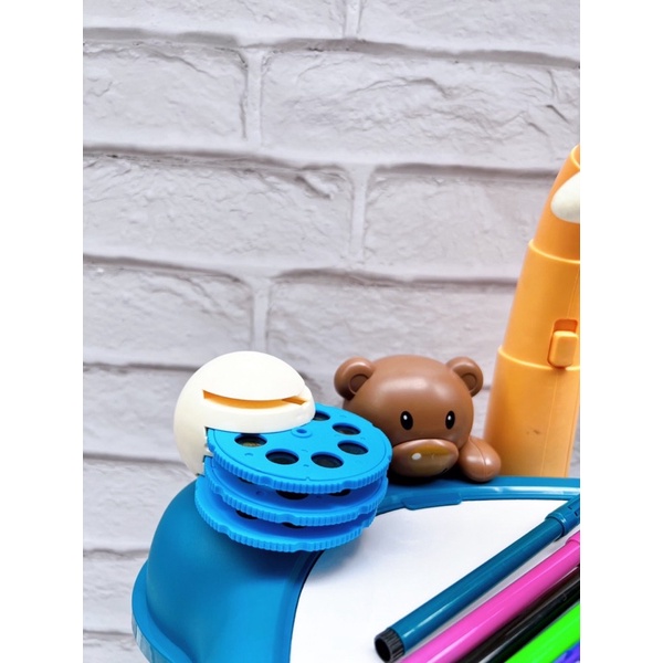 Bảng vẽ hình chiếu 3D cho bé