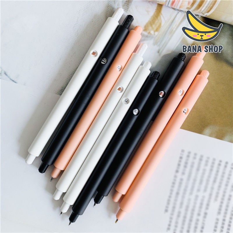 Bút bi bấm thay đổi mặt anh em gấu Bare Bear Chúng tôi đơn giản là gấu mực đen
