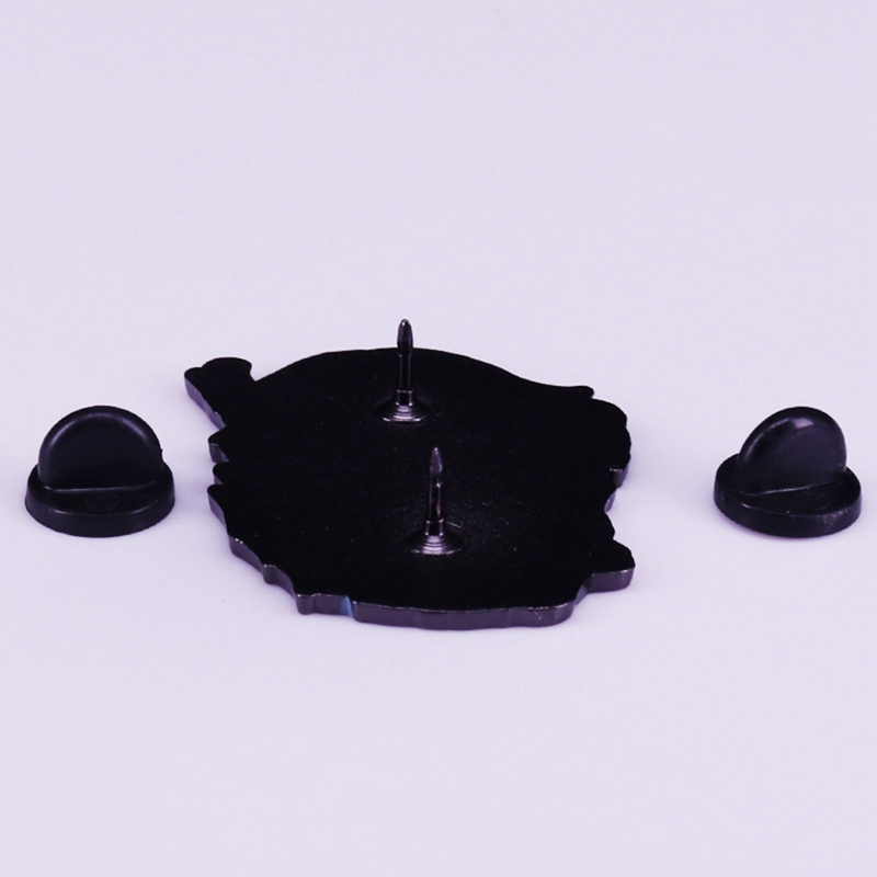 Huy Hiệu Gỗ Hình Lâu Đài