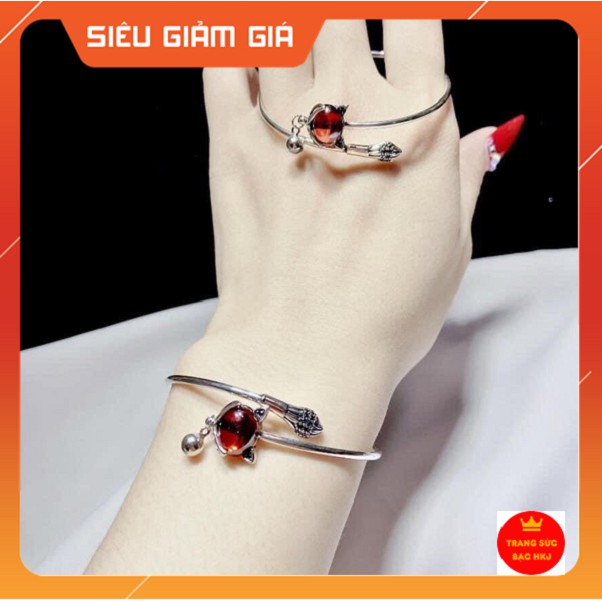 Lắc Tay Bạc Nữ Kiểu Dáng Hồ Ly Kết Hợp Đá Oval Nổi Bật HK037