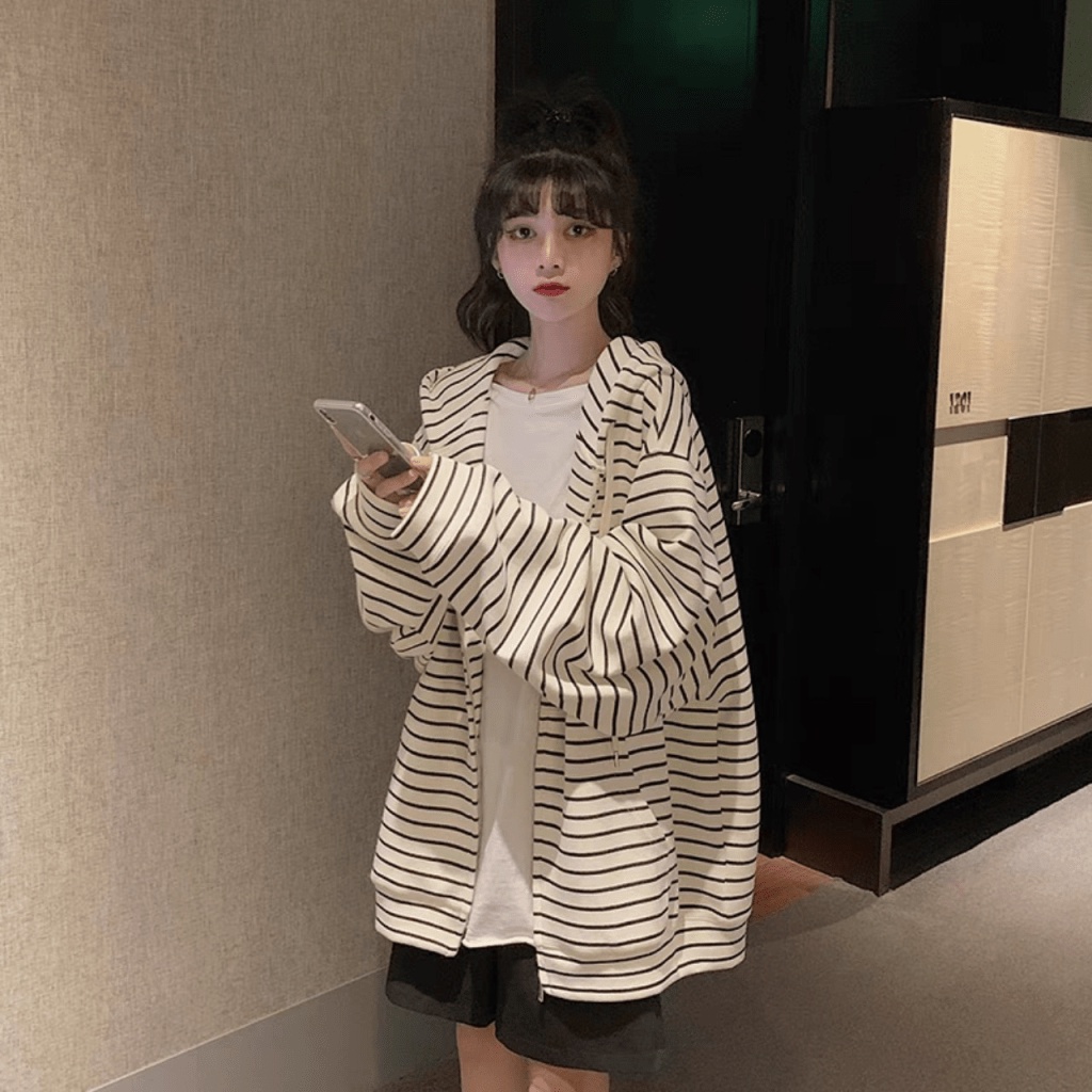 Áo Khoác Nỉ Nữ Dây Khóa Kéo Form Rộng Có Nón Lớn Chất Sọc Dệt Mặc Mát Che Nắng Tốt Phù Hợp Mọi Nơi [NEW UNISEX]