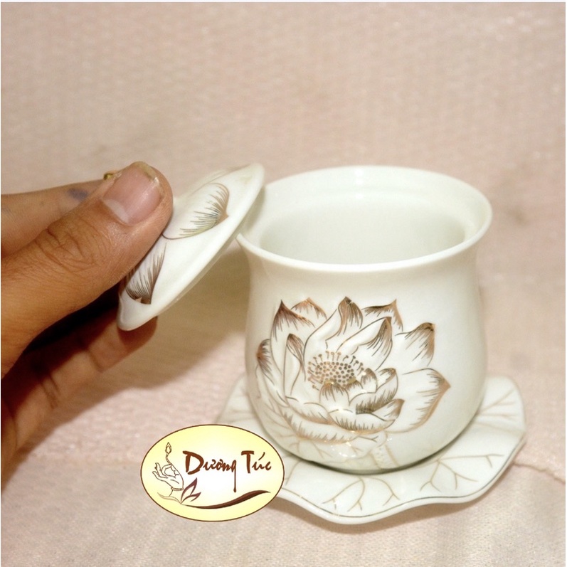 Bộ Thờ Cúng : Bình Hoa , Lư Hương - Bát Nhang , Đĩa Trái Cây , Chung Đại Bi , Án Năm Ly , Án Ba Ly Bạch Ngọc Sen Nổi