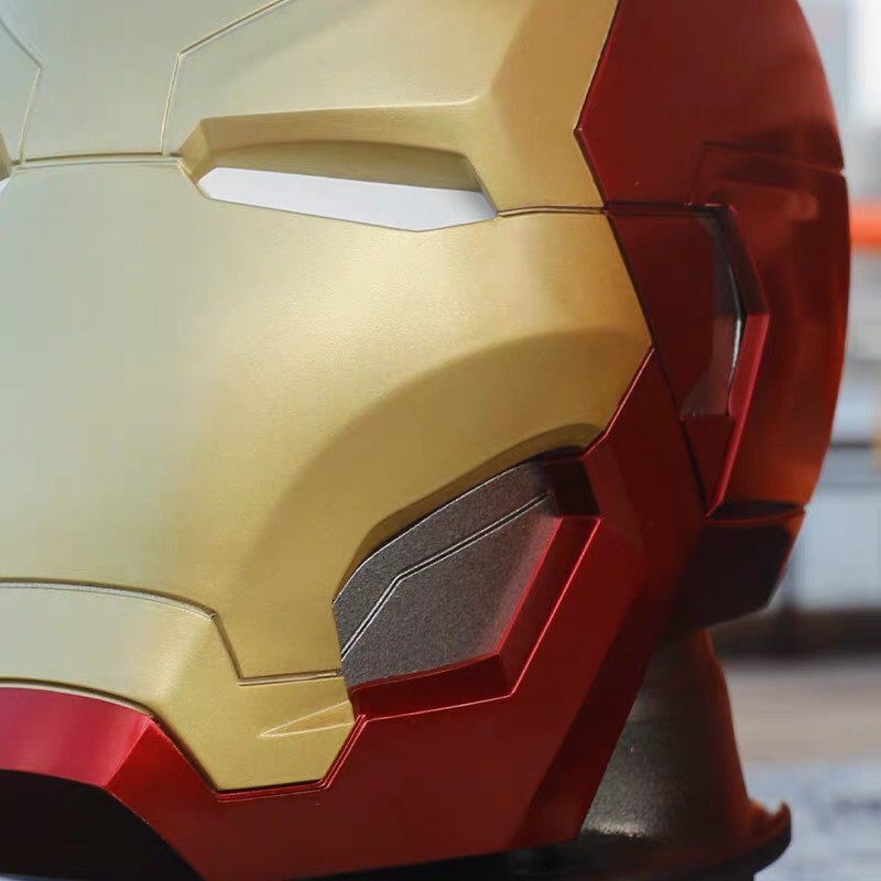 Loa Bluetooth Nghe Nhạc Siêu Chất Ngầu Hình IRON MAN - Âm Thanh Siêu Chất Lượng - Thiết Kế Siêu Chất