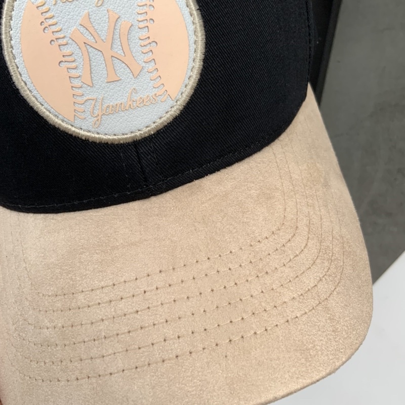 Mũ Lưỡi Trai Kaki Phối Da Lộn Gắn Logo NY Tròn Khoá Xịn Full Tem Cao Cấp Nam Nữ