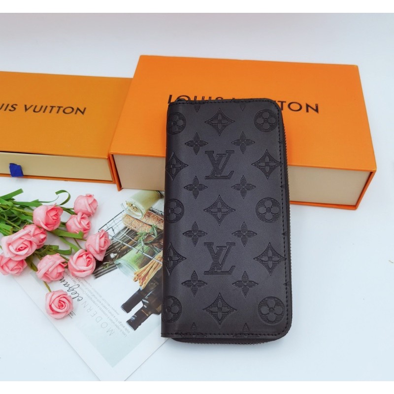 Ví nam Louis Vuitton LV dáng dài kéo khoá bên trong nhiều ngăn chất liệu da thật cao cấp
