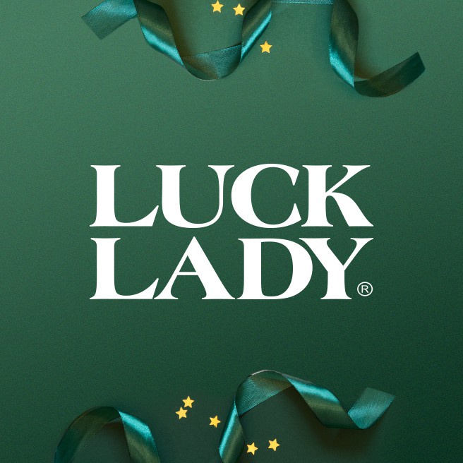 Khăn ướt dưỡng sáng da cho da nhạy cảm Luck Lady không mùi 25 tờ/gói - Combo 5 gói