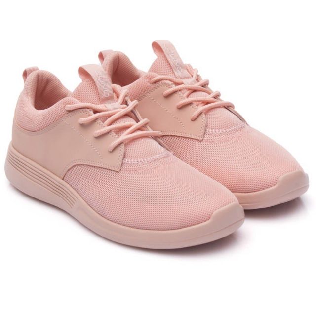 Giày Sneaker hiệu Juno màu hồng