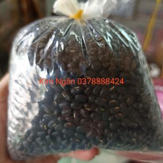 Đậu đen xanh lòng.