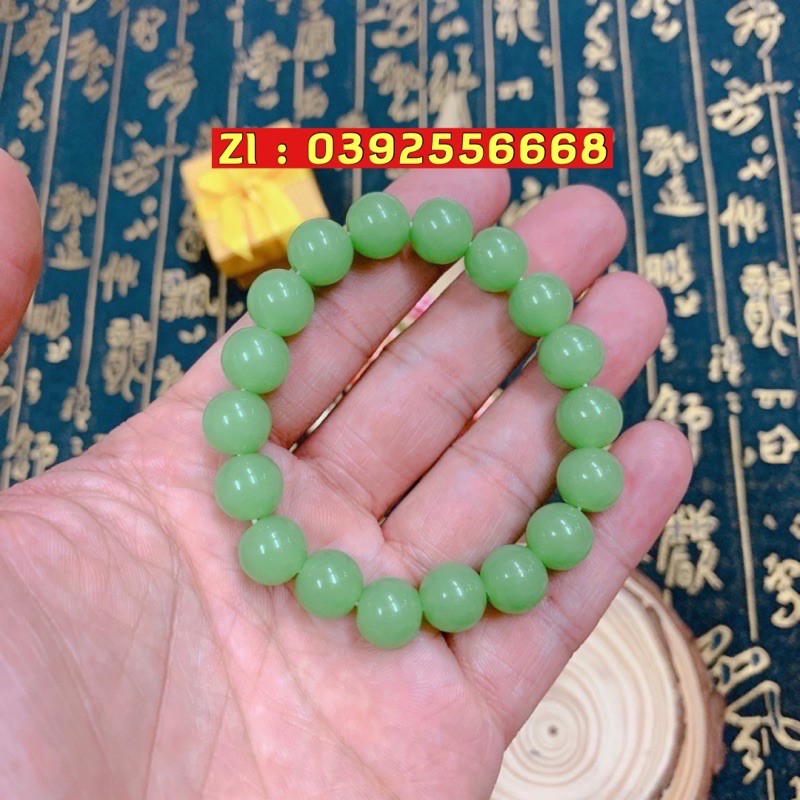 Vòng Đá Thiên Nhiên Xanh Lá 10ly | BigBuy360 - bigbuy360.vn
