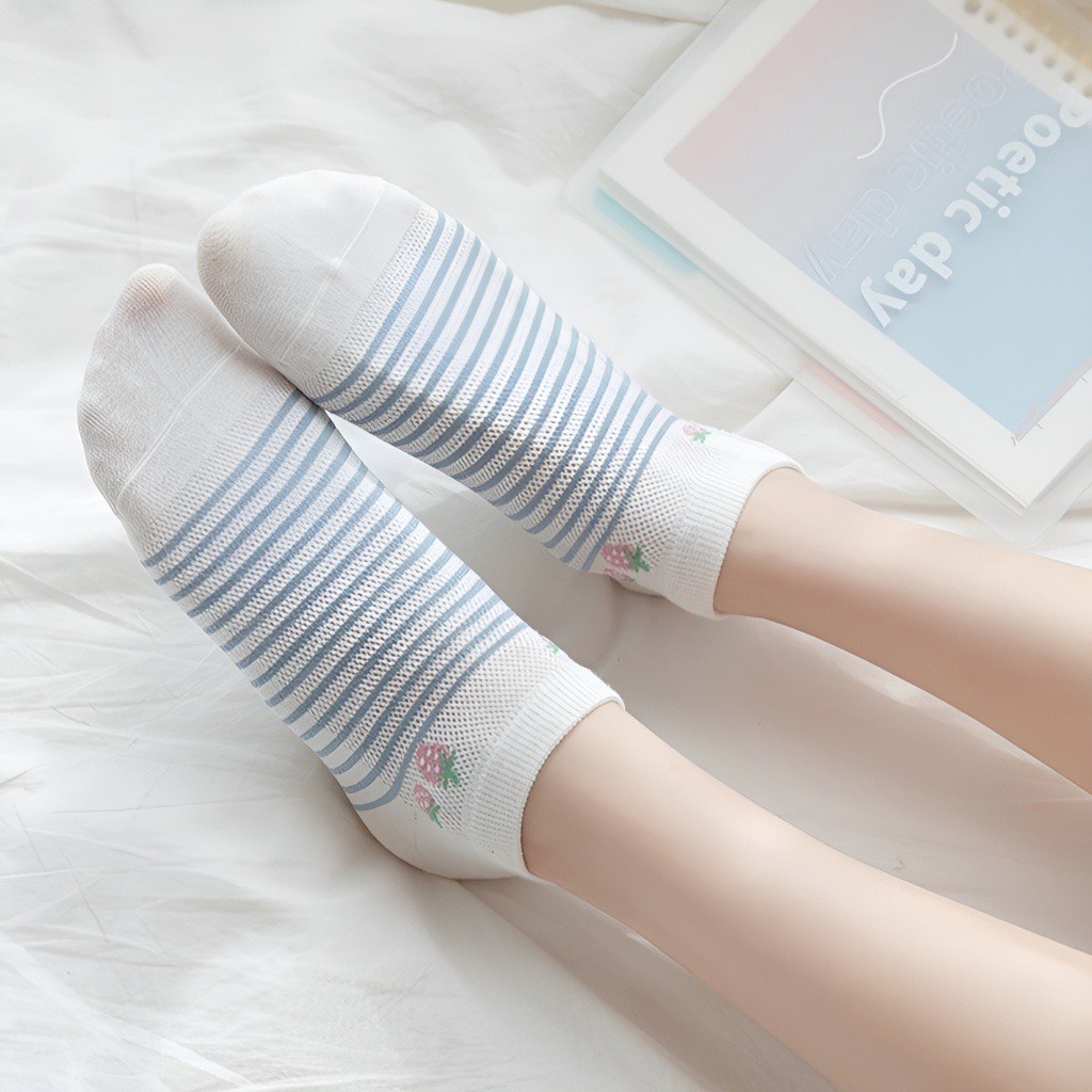 Sét 5 Đôi Tất Nữ Cổ Ngắn Thông Hơi Tone Xanh Họa Tiết Dâu Xinh  Tn3