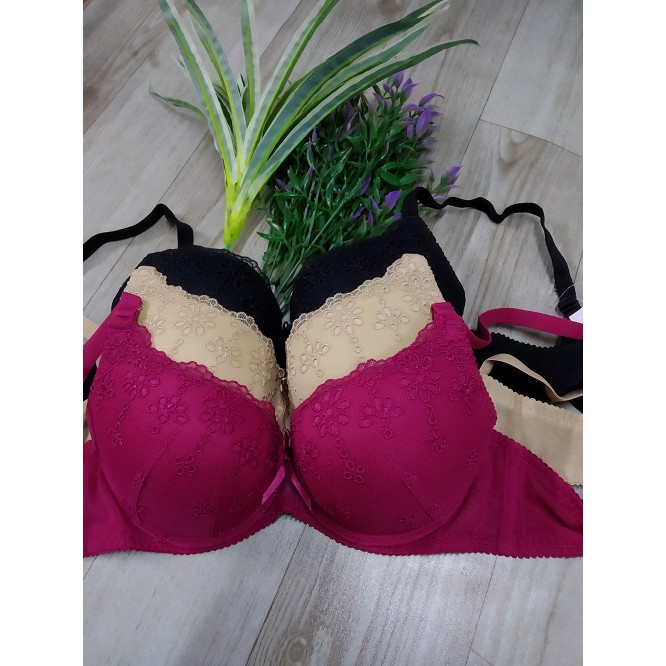 Áo lót nữ nâng ngực ILINA  BON BON 3508 mút dày phối ren