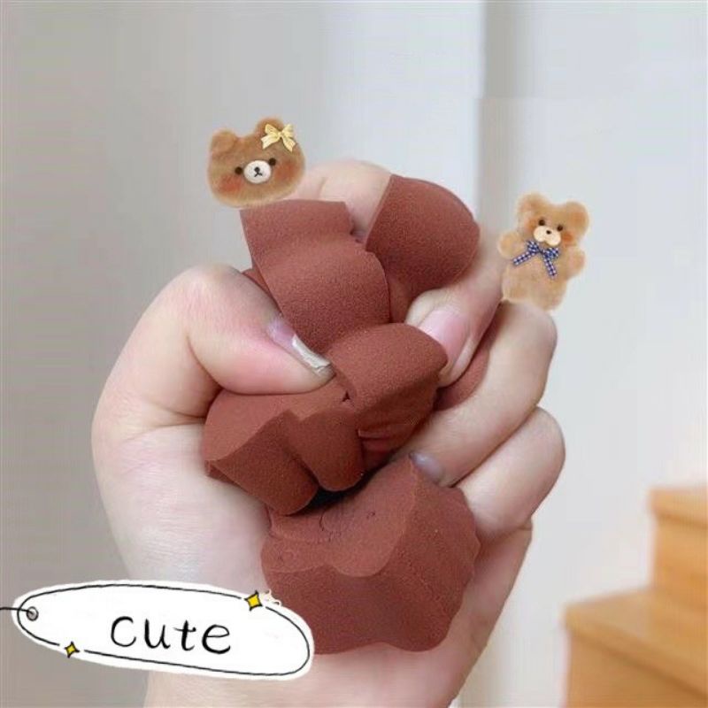 Mút trang điểm hình gấu và bánh mì dễ thương