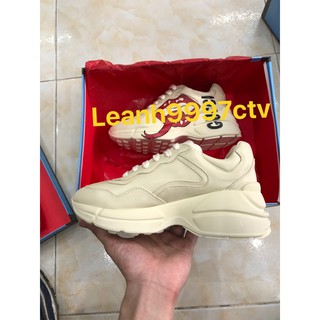 Giày thể thao sneaker G môi đỏ