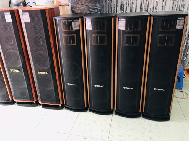 Loa đứng karaoke YAMAHA 909
