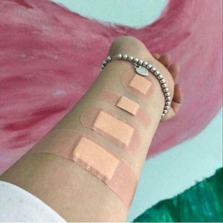 Hộp 100 miếng bằng gạc y tế dán vết thương (100 miếng )