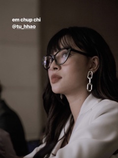 Kính mắt mèo xếch to