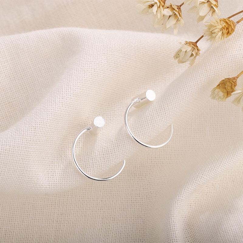 Khuyên Tai Chữ C Mạ Bạc Đơn Giản Thời Trang Cho Nữ