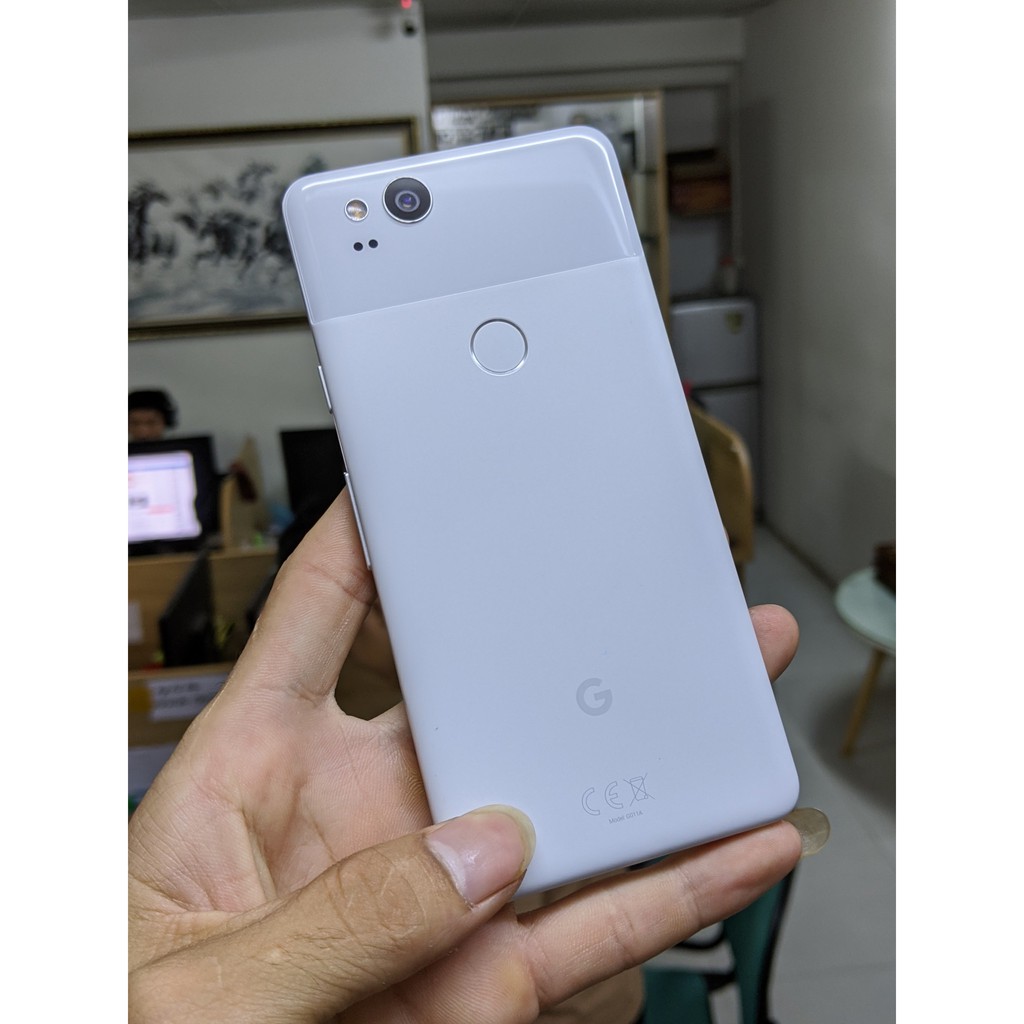 Điện thoại Google Pixel 2 đẹp nguyên zin mới 98%