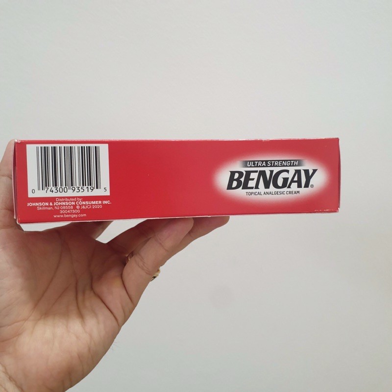 Dầu nóng Bengay Ultra Strength của Mỹ -1 hộp gồm 2 tuýp