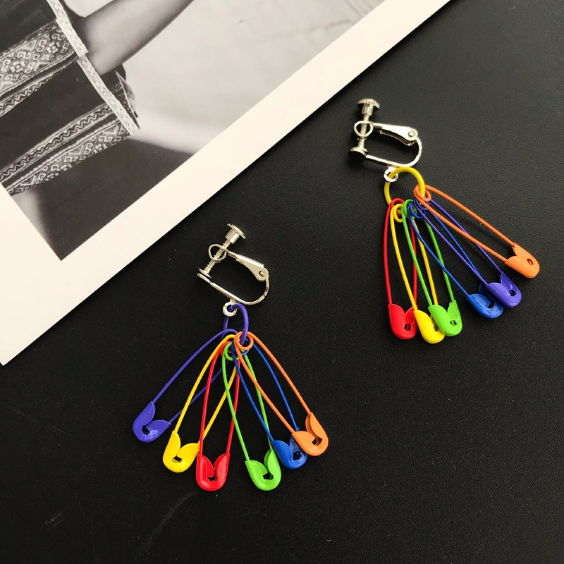 Bông Tai Hình Kim Băng Màu Cầu Vồng