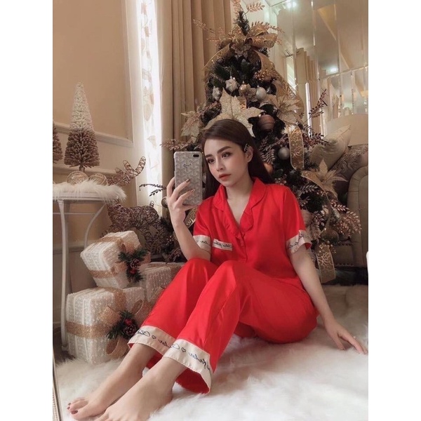 Pijama Lụa Viền Chữ Kí Tay Ngắn | BigBuy360 - bigbuy360.vn