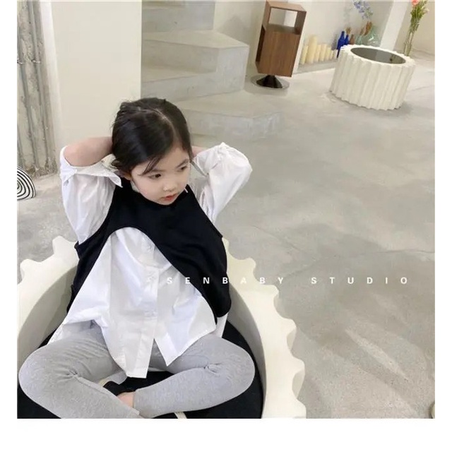 Áo sơ mi trẻ em MIOCO bé gái màu đen trắng dáng hàn kèm ghi lê A014