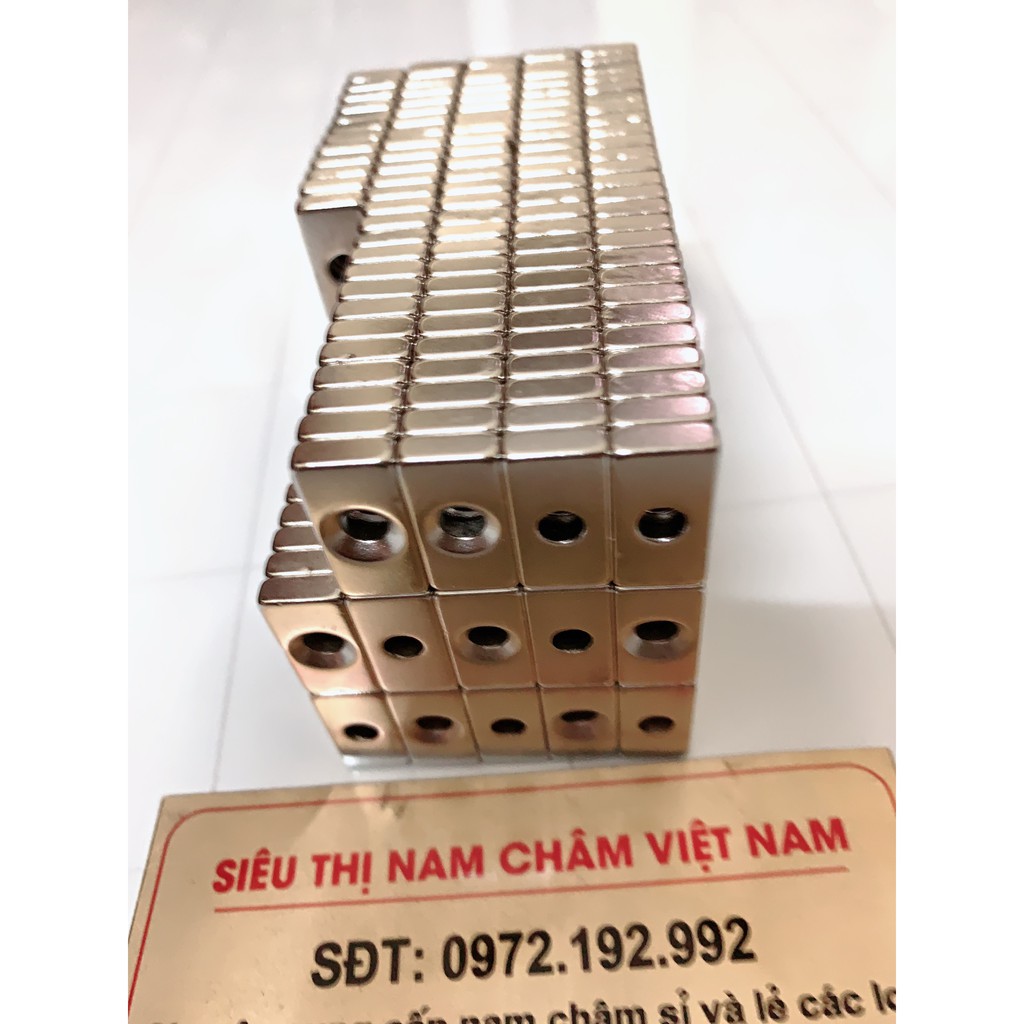 Nam châm chữ nhật 20x10x5 lỗ vát