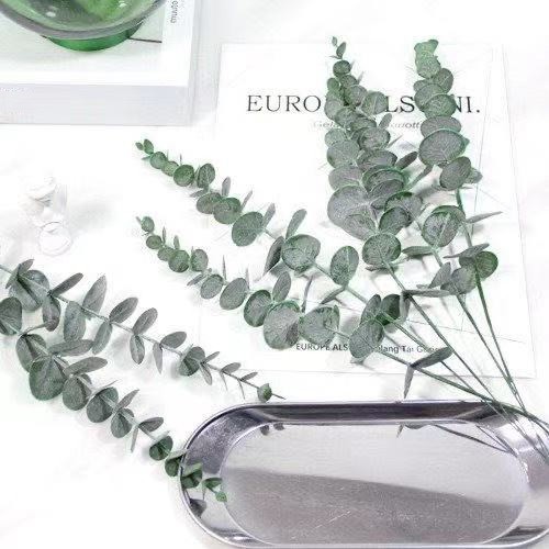 Lá cây bạch đàn nhân tạo đẹp mắt chân thực để trang trí tiệc cưới