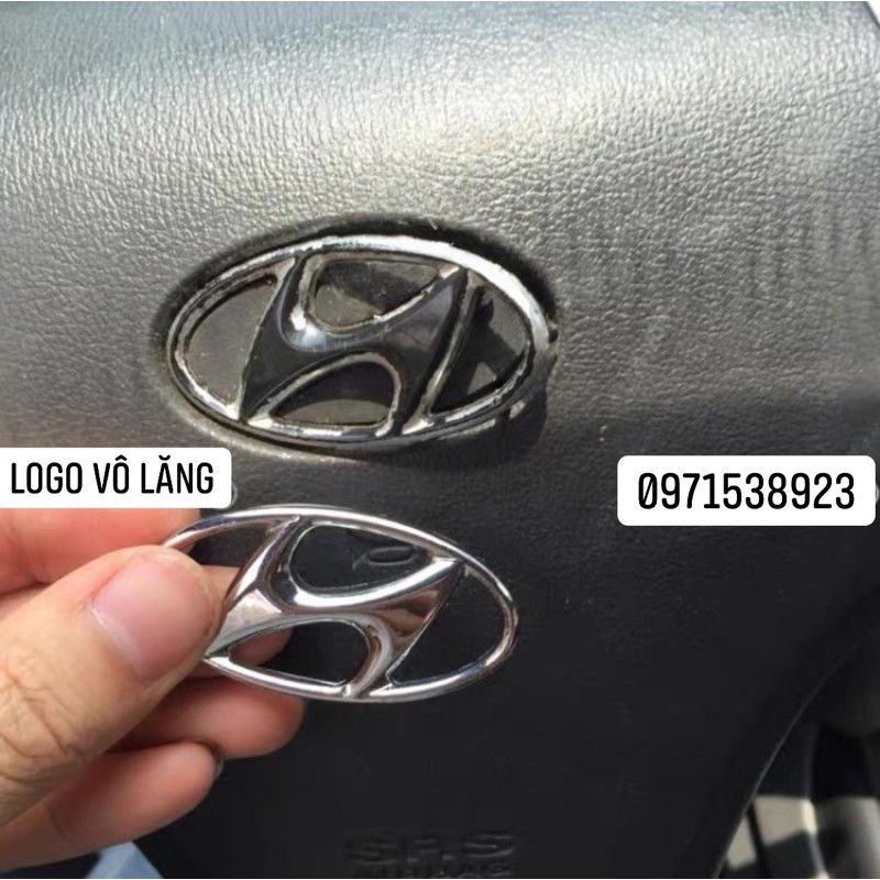logo vô lăng HYUNDAI phù hợp nhiều dòng xe trên thị thường kích thước 55mmx28mm