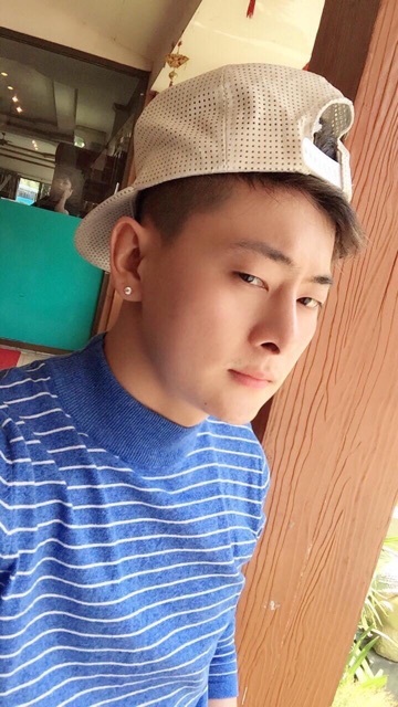 Áo len nam Hàn Quốc