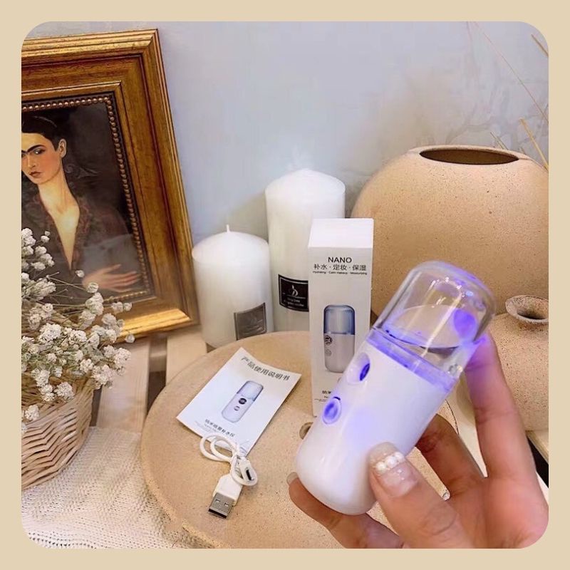 Máy phun sương mini cầm tay tạo độ ẩm không khí, máy xông hơi mặt mũi họng làm ẩm không khí khử khuẩn, xịt khoáng nano