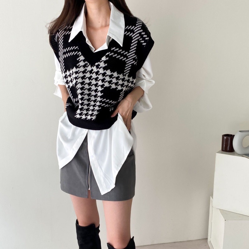 Áo Gile len kẻ sọc caro hai màu dáng suông form rộng