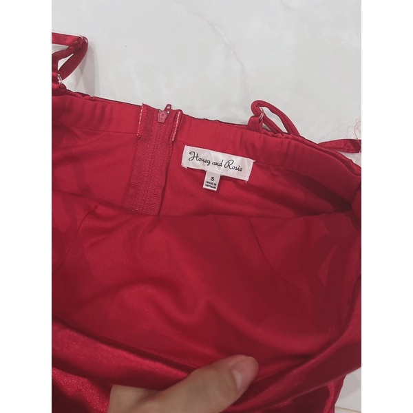 Đầm body lụa nhún hông xuất dư xịn