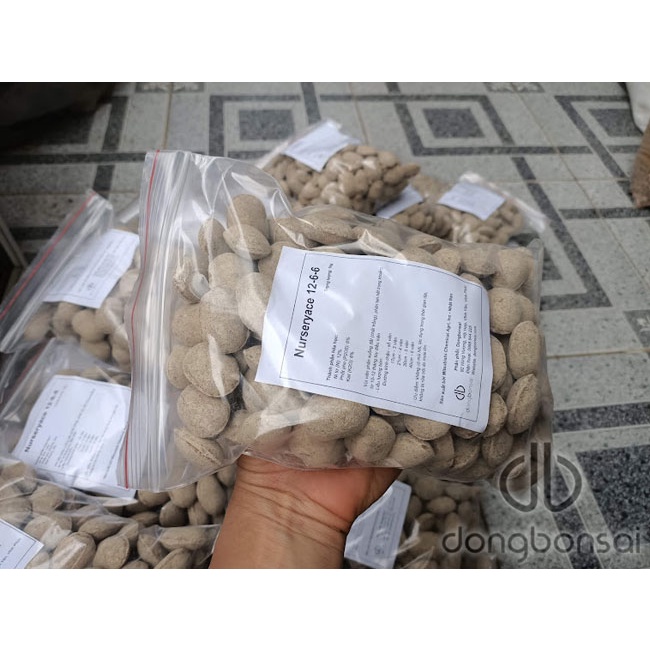 Phân quả bàng Nurseryace 12-6-6 Nhật Bản