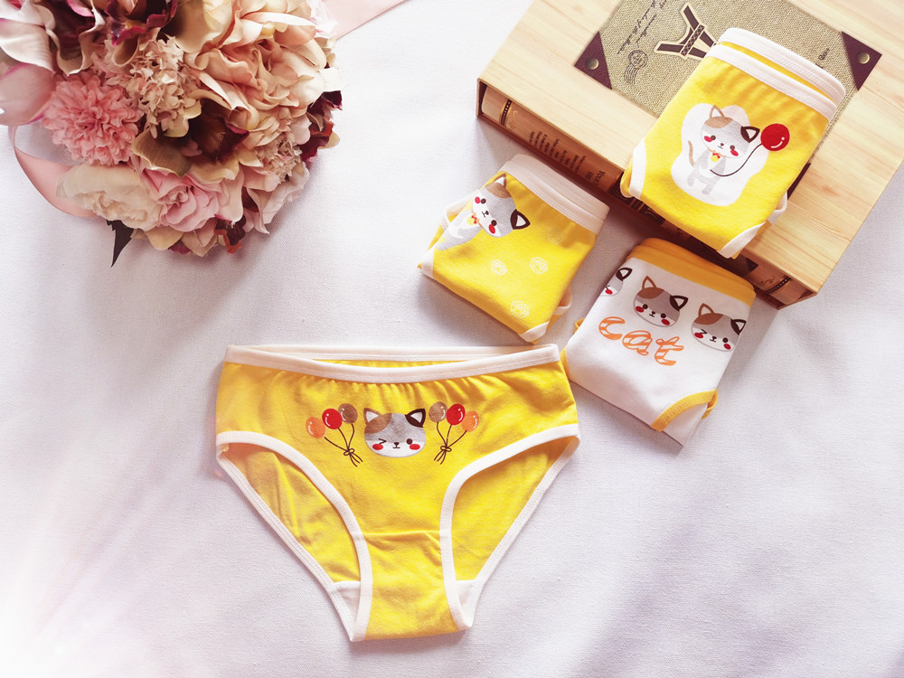 Quần Lót Boxer Vải Cotton In Hoạt Hình Dễ Thương Cho Bé Gái