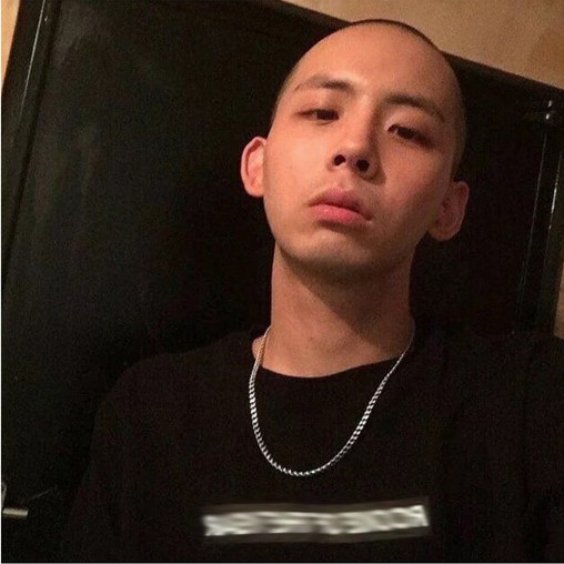 Vòng cổ phong cách thời trang hiphop