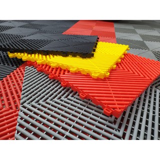 Miếng lót sàn SGCB bằng nhựa