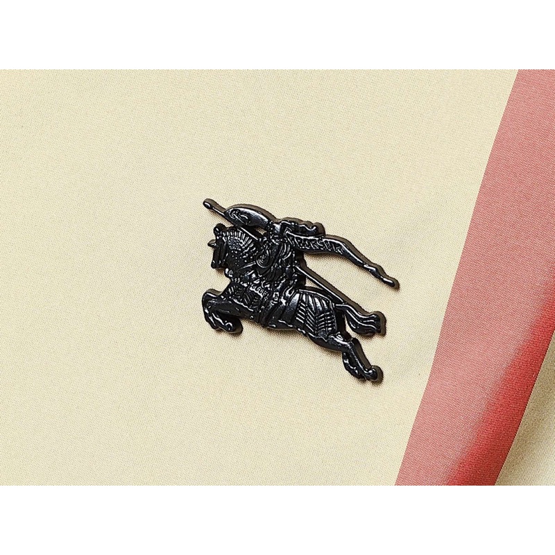 Áo khoác gió nam có mũ thương hiệu Burberry BBR thiết kế có thể mặc được hai mặt