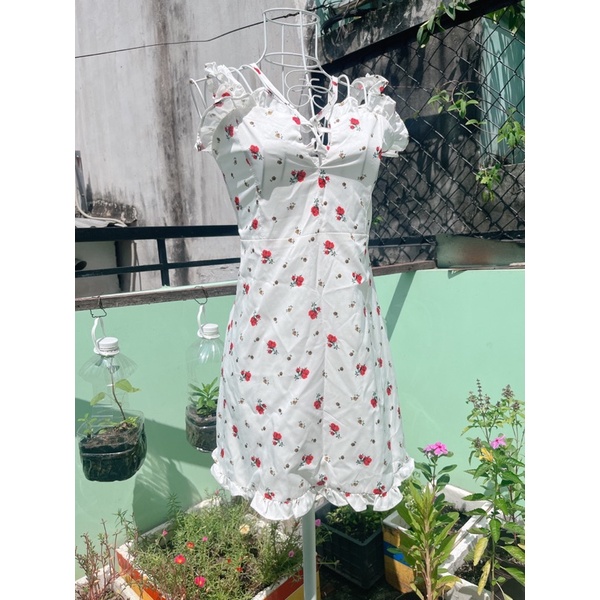 Đầm tiểu thư lolita Ulzzang hoạ tiết hoa hồng nhỏ